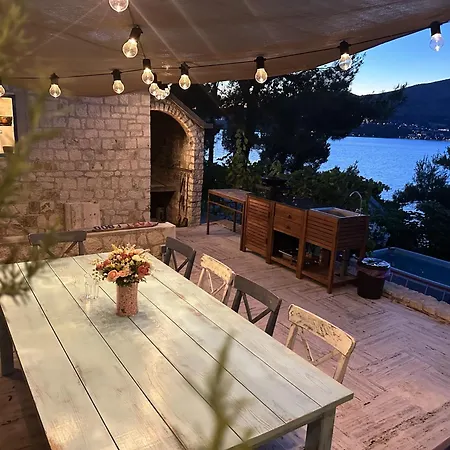 Romantic By The Sea With Panoramatic View Donji Okrug (Ciovo)