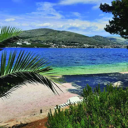 Romantic By The Sea With Panoramatic View * Donji Okrug (Ciovo)