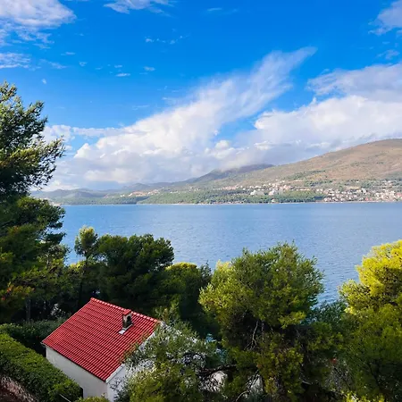 Romantic By The Sea With Panoramatic View * Donji Okrug (Ciovo)